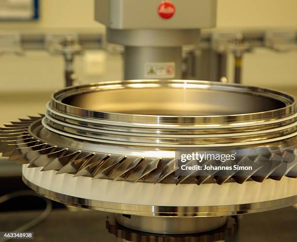 General impressions and detail views of a production hall seen during a Bavarian Governor Horst Seehofer and Bundestag fraction leader of the...