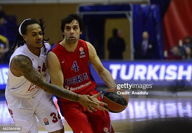 Milos Teodosic of CSKA Moscow in action against EA7 Emporio Armani Milan's David Moss during the Turkish Airlines Euroleague Basketball Top 16 Group...