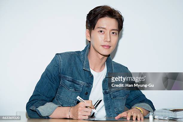 South Korean actor Park Hae-Jin attends the autograph session For 'CK Jeans' at Lotte Department Store on February 13, 2015 in Seoul, South Korea.