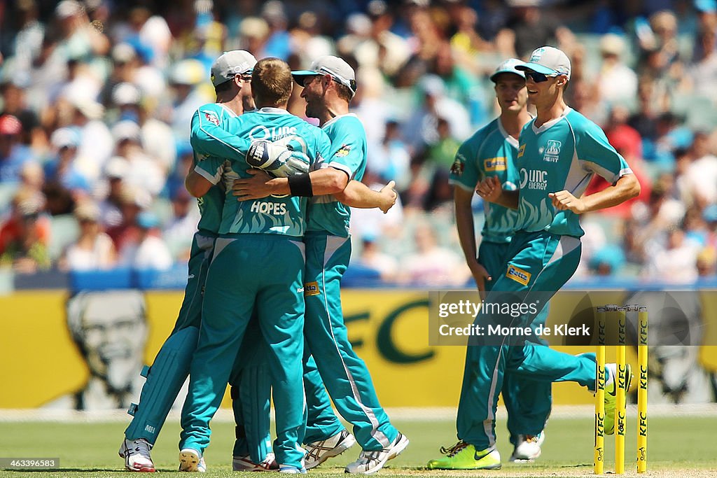 Big Bash League - Strikers v Heat