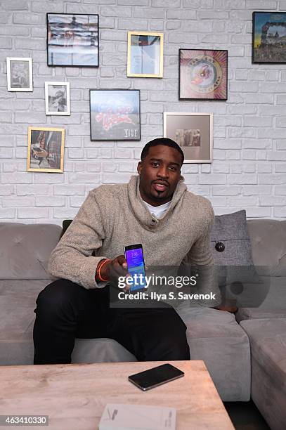 Wesley Matthews visits the Samsung Galaxy Studio during NBA All Star 2015 on February 13, 2015 in New York City.