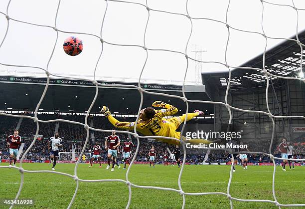 Goalkeeper Adrian of West Ham United fails to stop James Morrison of West Bromwich Albion from scoring their second goal during the FA Cup Fifth...