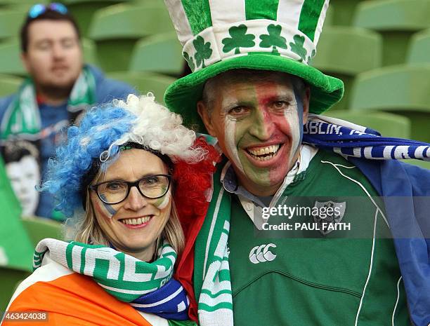 Dublin Rugby Fans 1,539 2015 Rbs 6 Nations Rugby International Stock Photos, High-Res ...