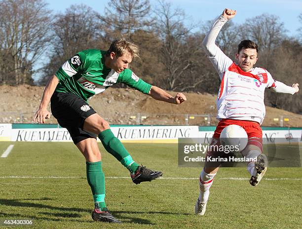 Carsten Kammlott of Erfurt challenges Kevin Schoeneberg of Muenster during the Third League match between FC Rot Weiss Erfurt and SC Preussen...