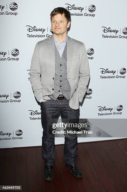 Steve Zahn arrives at the ABC/Disney 2014 Winter TCA party held at The Langham Huntington Hotel and Spa on January 17, 2014 in Pasadena, California.