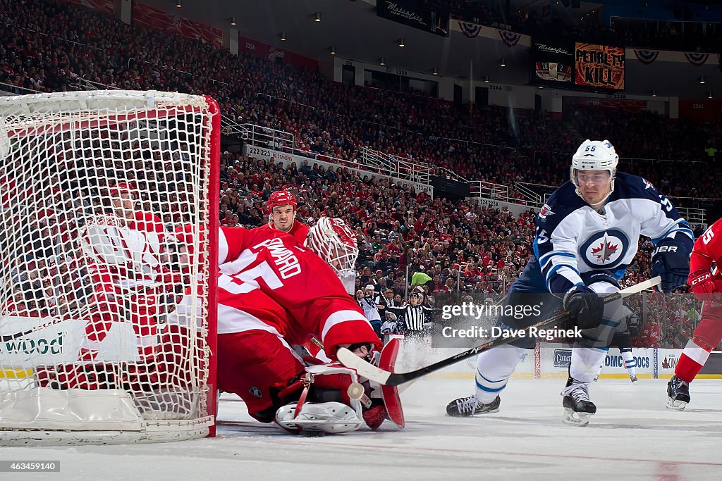 Winnipeg Jets v Detroit Red Wings