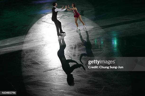 Meagan Duhamel and Eric Radford of Canada skate in the Gala Exhibition on day four of the ISU Four Continents Figure Skating Championships 2015 at...