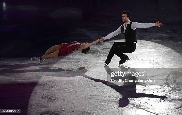 Meagan Duhamel and Eric Radford of Canada skate in the Gala Exhibition on day four of the ISU Four Continents Figure Skating Championships 2015 at...