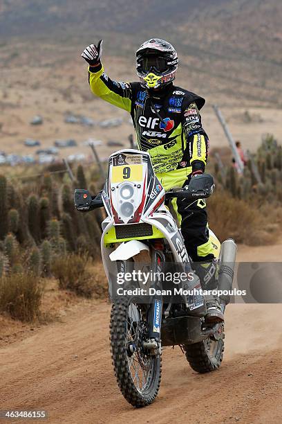 David Casteu of France for the ELF KTM Factory Team crosses the finish line after stage 13, the final leg on the way to Valparaiso during Day 13 of...