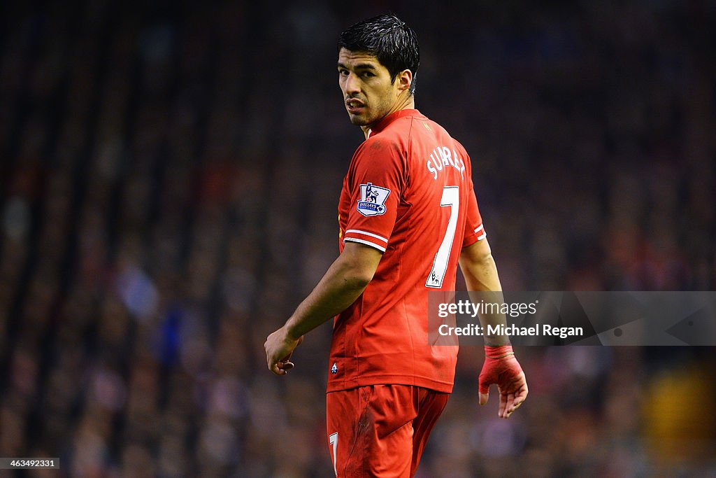 Liverpool v Aston Villa - Premier League