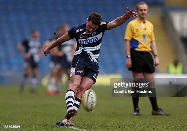 Joe Ford of Sale kicks a penalty during the Aviva Premiership match between London Welsh and Sale Sharks at Kassam Stadium on February 15, 2015 in...