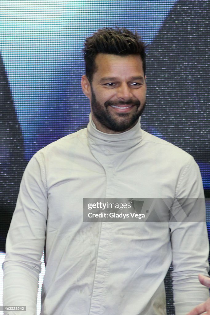 Ricky Martin Meets And Greets Fans