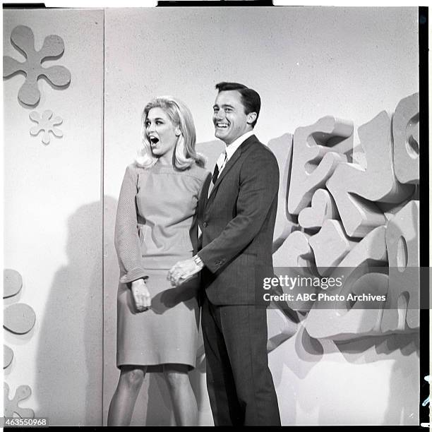 First Primetime Episode - Airdate: December 6, 1966. KAREN CARLSON;ROBERT VAUGHN