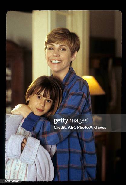 The Zit" - Airdate: September 22, 1994. L-R: LISA WILHOIT;BESS ARMSTRONG