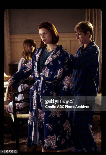 The Zit" - Airdate: September 22, 1994. L-R: LISA WILHOIT;CLAIRE DANES;BESS ARMSTRONG