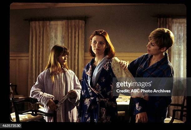The Zit" - Airdate: September 22, 1994. L-R: LISA WILHOIT;CLAIRE DANES;BESS ARMSTRONG