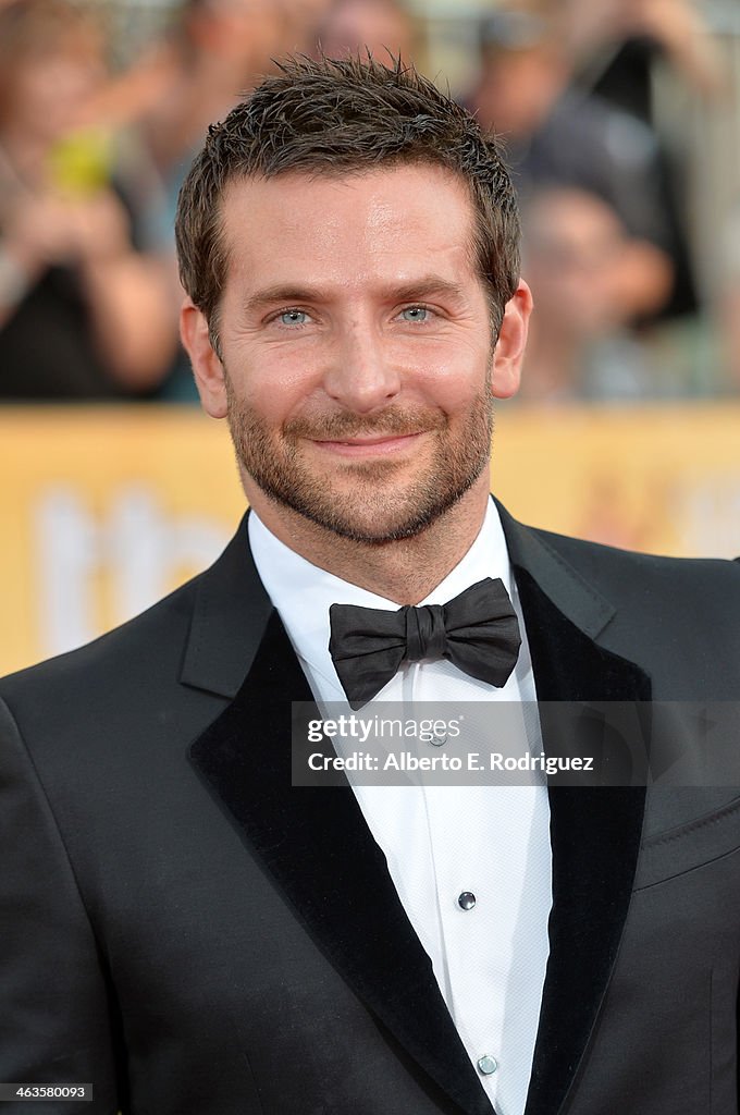20th Annual Screen Actors Guild Awards - Red Carpet