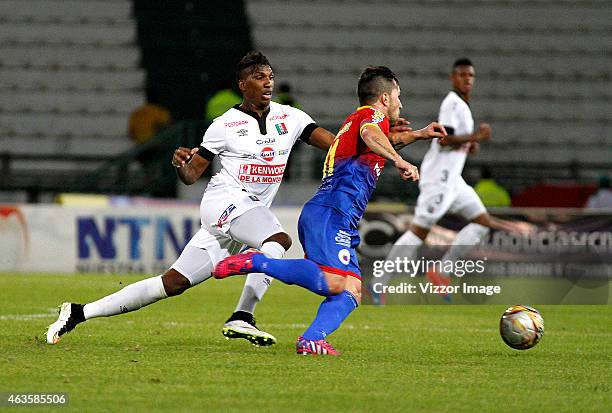 Johan Arango of Once Caldas, figths the ball with Jonathan Gomez jugador of Deportivo Pasto during a match Once Caldas Deportivo Pasto for date 4 of...