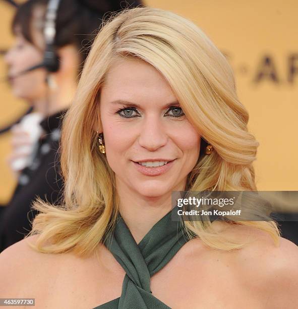 Actress Claire Danes arrives at the 21st Annual Screen Actors Guild Awards at The Shrine Auditorium on January 25, 2015 in Los Angeles, California.