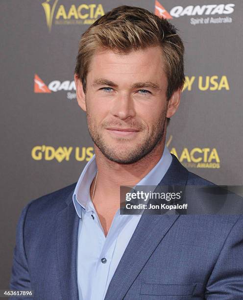 Actor Chris Hemsworth arrives at the 2015 G'Day USA Gala Featuring The AACTA International Awards Presented By Quantas at Hollywood Palladium on...