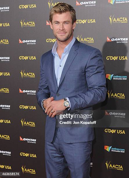 Actor Chris Hemsworth arrives at the 2015 G'Day USA Gala Featuring The AACTA International Awards Presented By Quantas at Hollywood Palladium on...