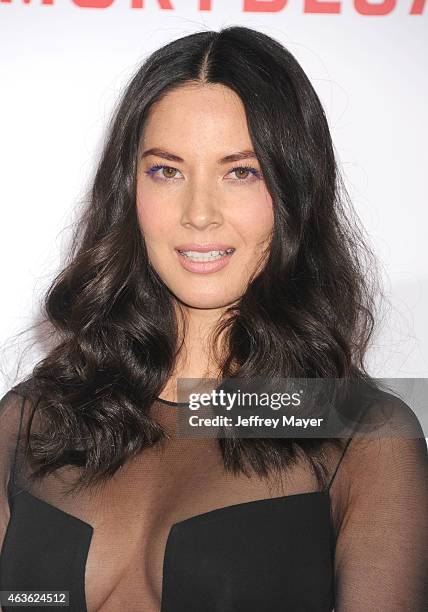 Actress Olivia Munn arrives at The Los Angeles Premiere Of 'Mortdecai' at TCL Chinese Theatre on January 21, 2015 in Hollywood, California.