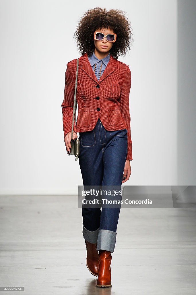 Karen Walker - Runway - Mercedes-Benz Fashion Week Fall 2015