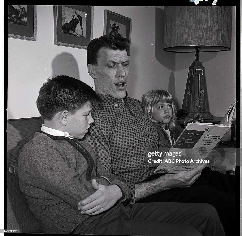 TED CASSIDY WITH SON SEAN AND DAUGHTER CAMERON CASSIDY