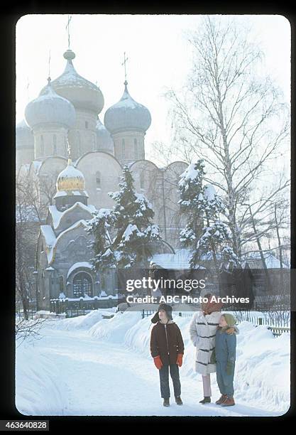 Discovery Goes to Moscow" - Airdate: March 12, 1967. MARY JANE MATTHEWS WITH STUDENTS