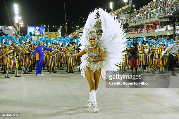 Juliana Alves participates in the parade on the Sambodromo during Rio Carnival on February 16, 2015 in Rio de Janeiro, Brazil.