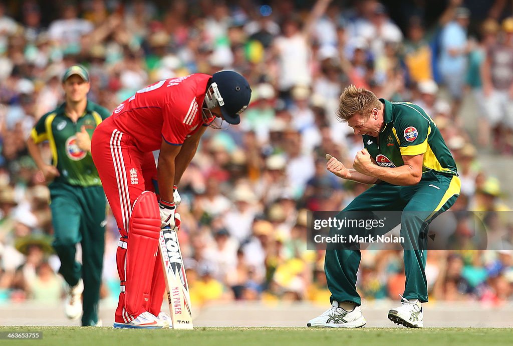 Australia v England: Game 3