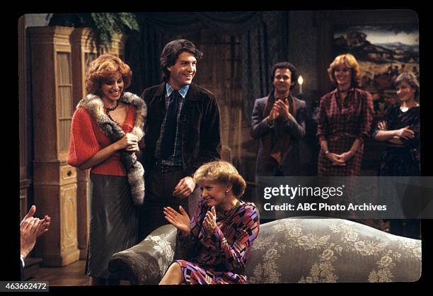 Show Coverage - Shoot Date: December 12, 1980. L-R: JESSE WELLES;TED WASS;CATHRYN DAMON;BILLY CRYSTAL;BARBARA RHOADES;JENNIFER SALT