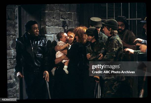 Show Coverage - Shoot Date: February 13, 1981. L-R: ROSCOE LEE BROWNE;BILLY CRYSTAL;BARBARA RHOADES;GREGORY SIERRA;JAY JOHNSON;JOE MANTEGNA;RICHARD...