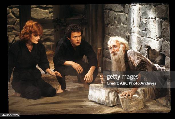 Show Coverage - Shoot Date: February 13, 1981. L-R: BARBARA RHOADES;BILLY CRYSTAL;RALPH MANZA