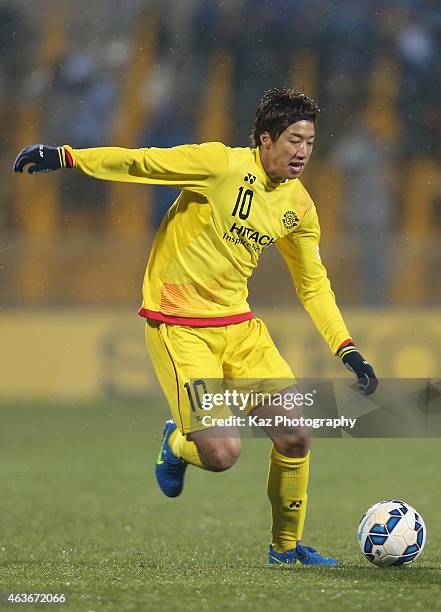Yuki Otsu of Kashiwa Reysol in action during the AFC Champions League play-off match between Kashiwa Reysol and Chonburi FC at Hitachi Kashiwa Soccer...