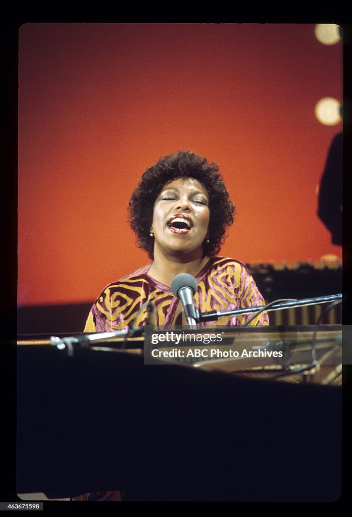 ROBERTA FLACK