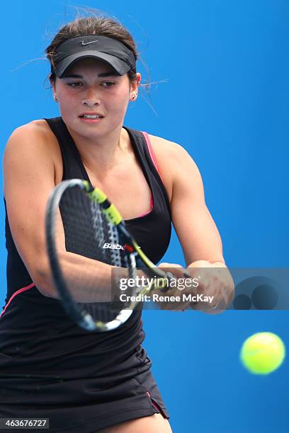 232 Isabelle Wallace Stock Photos, HighRes Pictures, and Images