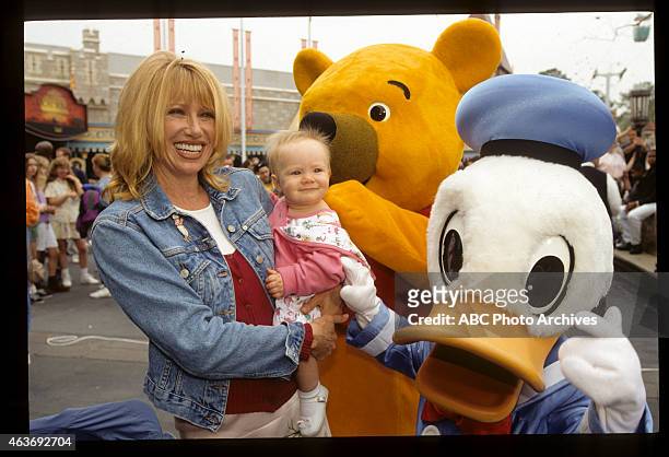 We're Going to Disney World" - Airdate: May 3, 1996. L-R: SUZANNE SOMERS;KRISTINA MEYERING OR LAUREN MEYERING;WINNIE THE POOH;DONALD DUCK