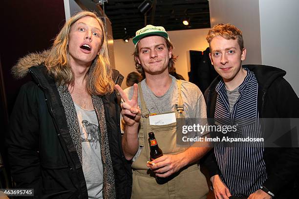 Aaron Roche Aaron Roche Photos and Premium High Res Pictures - Getty Images