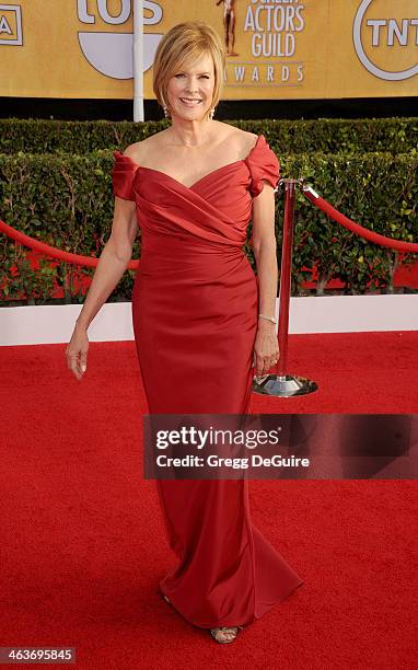 Actress JoBeth Williams arrives at the 20th Annual Screen Actors Guild Awards at The Shrine Auditorium on January 18, 2014 in Los Angeles, California.