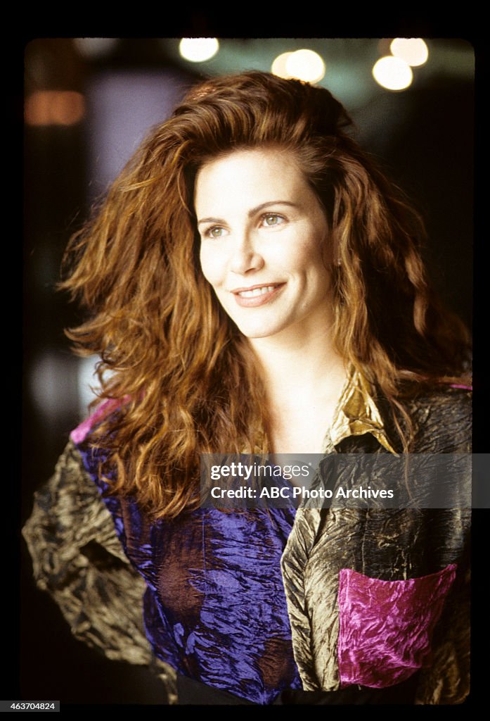 TAWNY KITAEN