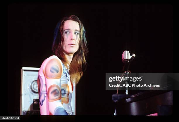 935 Todd Rundgren In Concert Stock Photos, High-Res Pictures, and ...