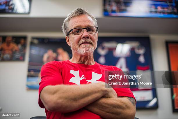 Freddie Roach (Boxing) Photos and Premium High Res Pictures Getty Images