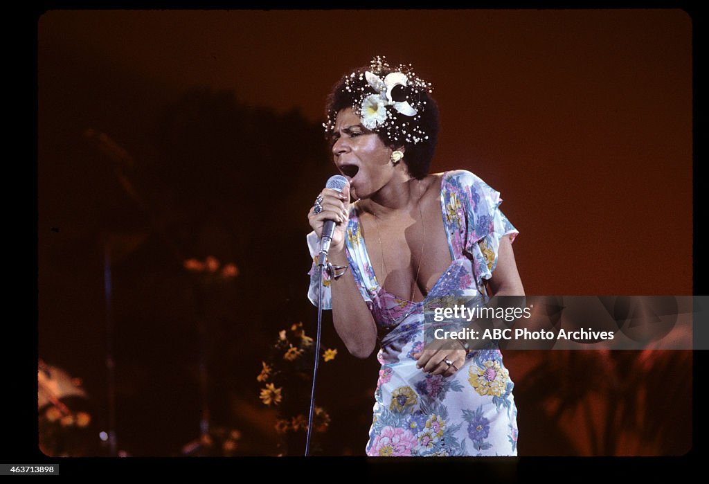 Minnie Rippertson IN CONCERT - 2nd Anniversary Show - Airdate: November 8, 1974.... News ...