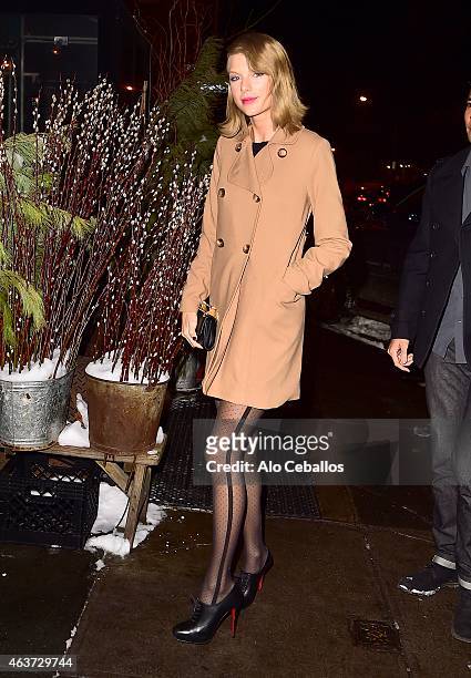 Taylor Swift is seen arriving at The Spotted Pig restaurant on February 17, 2015 in New York City.