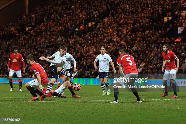 Joe Garner of Preston North End shoots during the FA Cup Fifth round match between Preston North End and Manchester United at Deepdale on February...