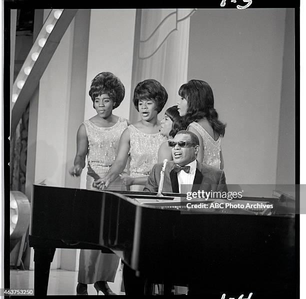 The Raelets The Raelettes Photos and Premium High Res Pictures - Getty Images