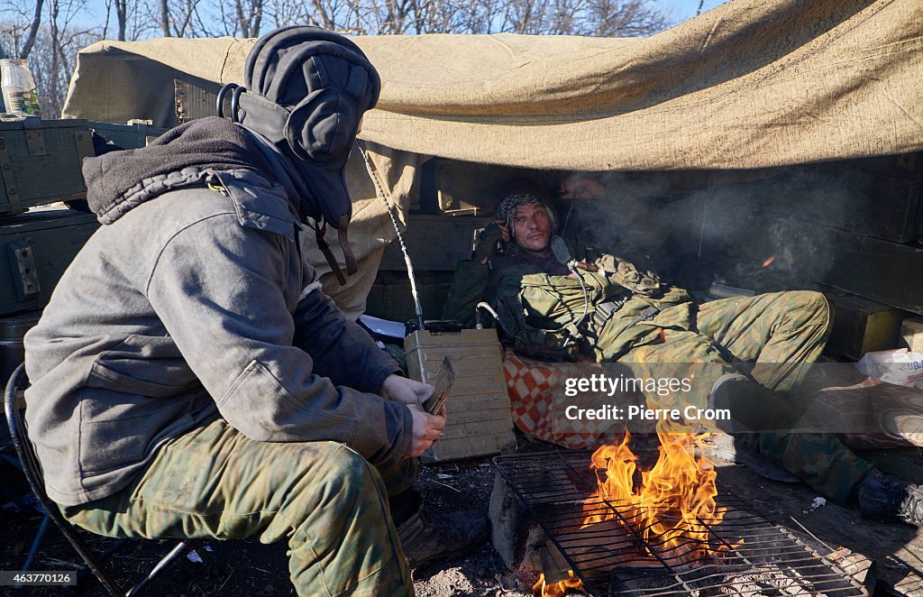 Rebel Fighters Advance On Debaltseve Despite Ceasefire Agreement