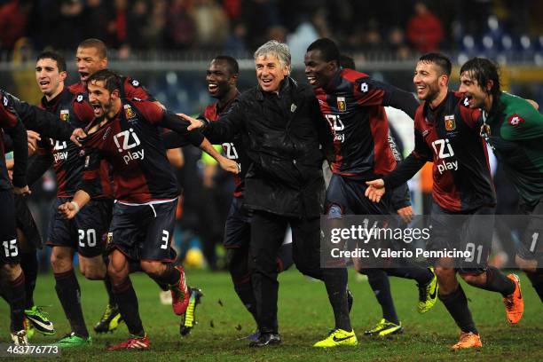 Genoa CFC head coach Gian Piero Gasperini with his players celebrate victory at the end of the Serie A match between Genoa CFC and FC Internazionale...