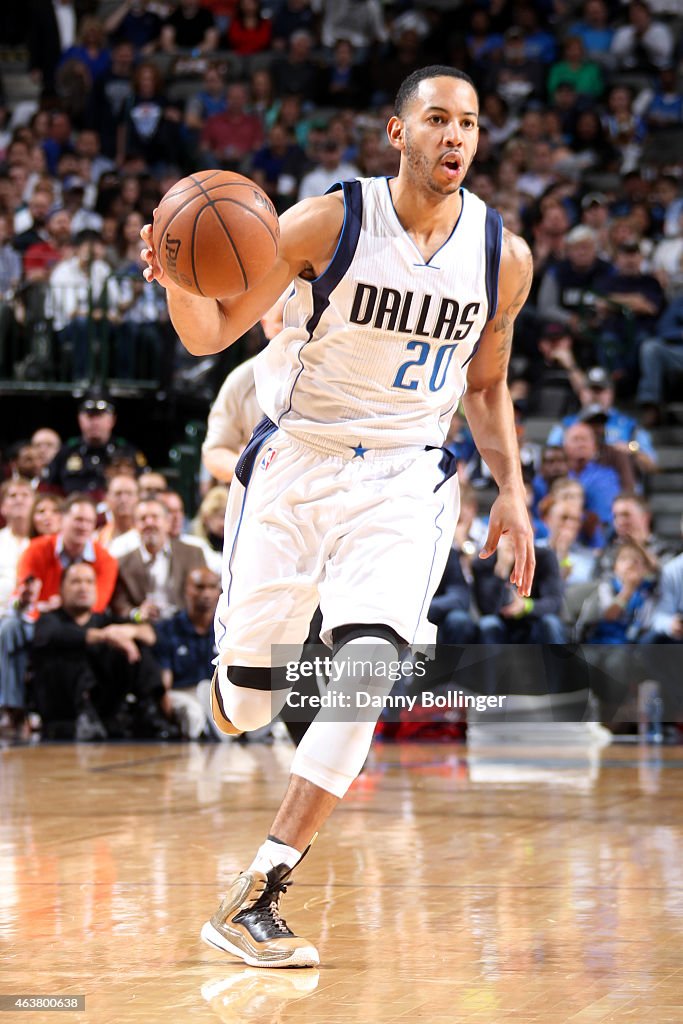 Los Angeles Clippers v Dallas Mavericks